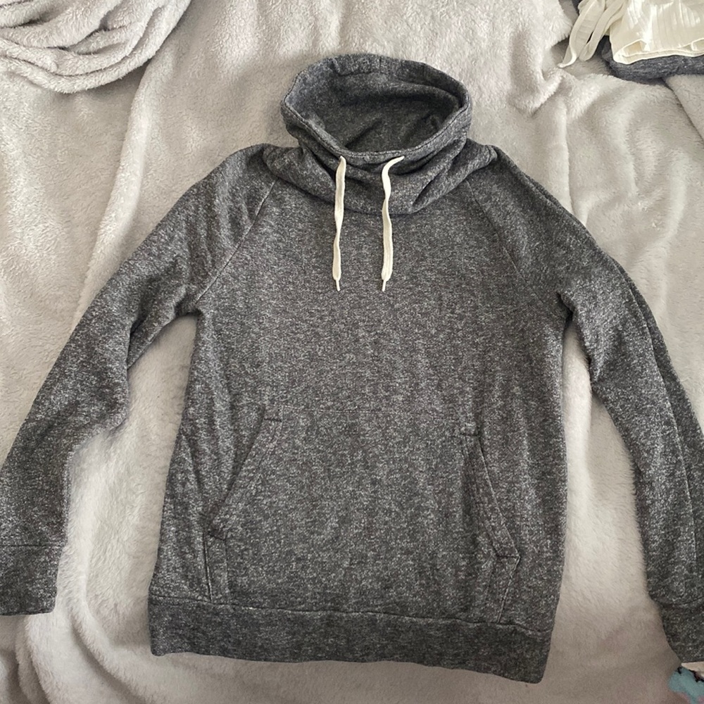 loose turtle neck sweater